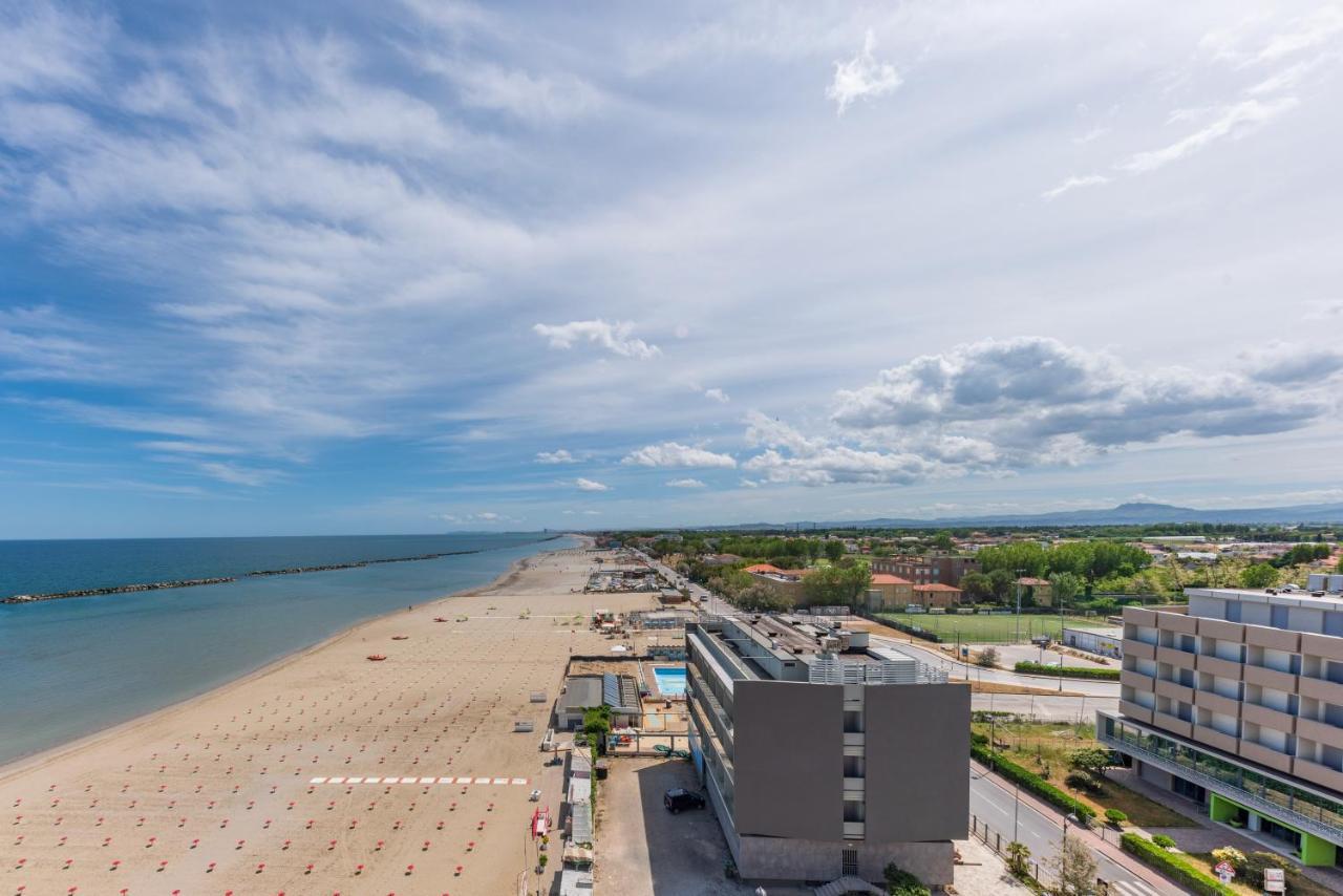 Hotel Majestic Bellaria-Igea Marina Esterno foto