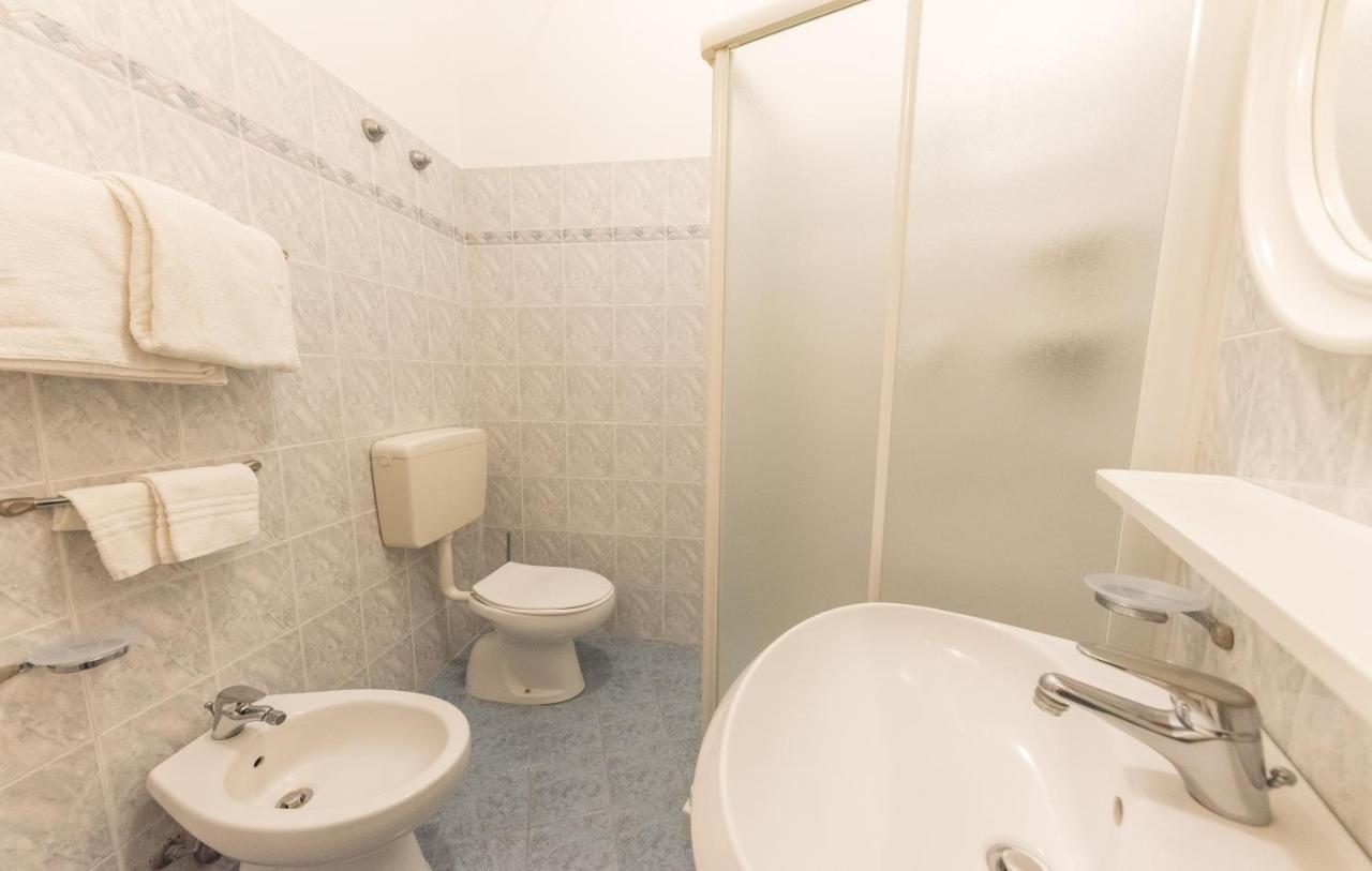 Hotel Majestic Bellaria-Igea Marina Esterno foto
